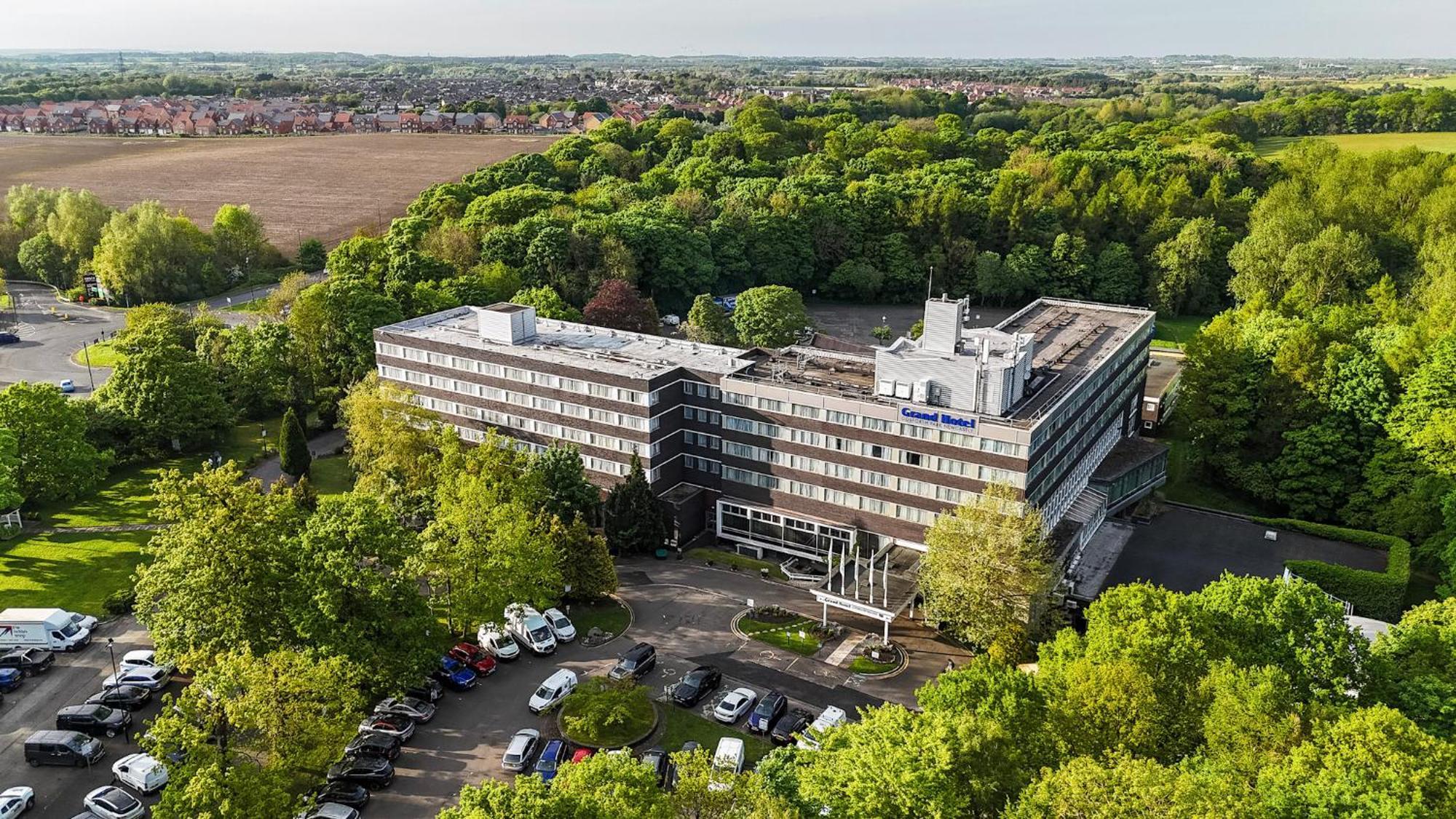 Grand Hotel Gosforth Park Newcastle upon Tyne Bagian luar foto