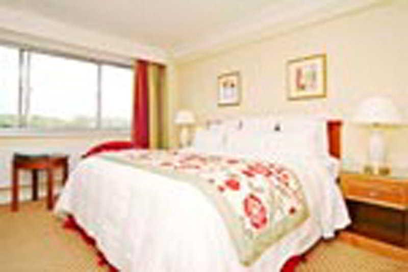 Grand Hotel Gosforth Park Newcastle upon Tyne Bagian luar foto